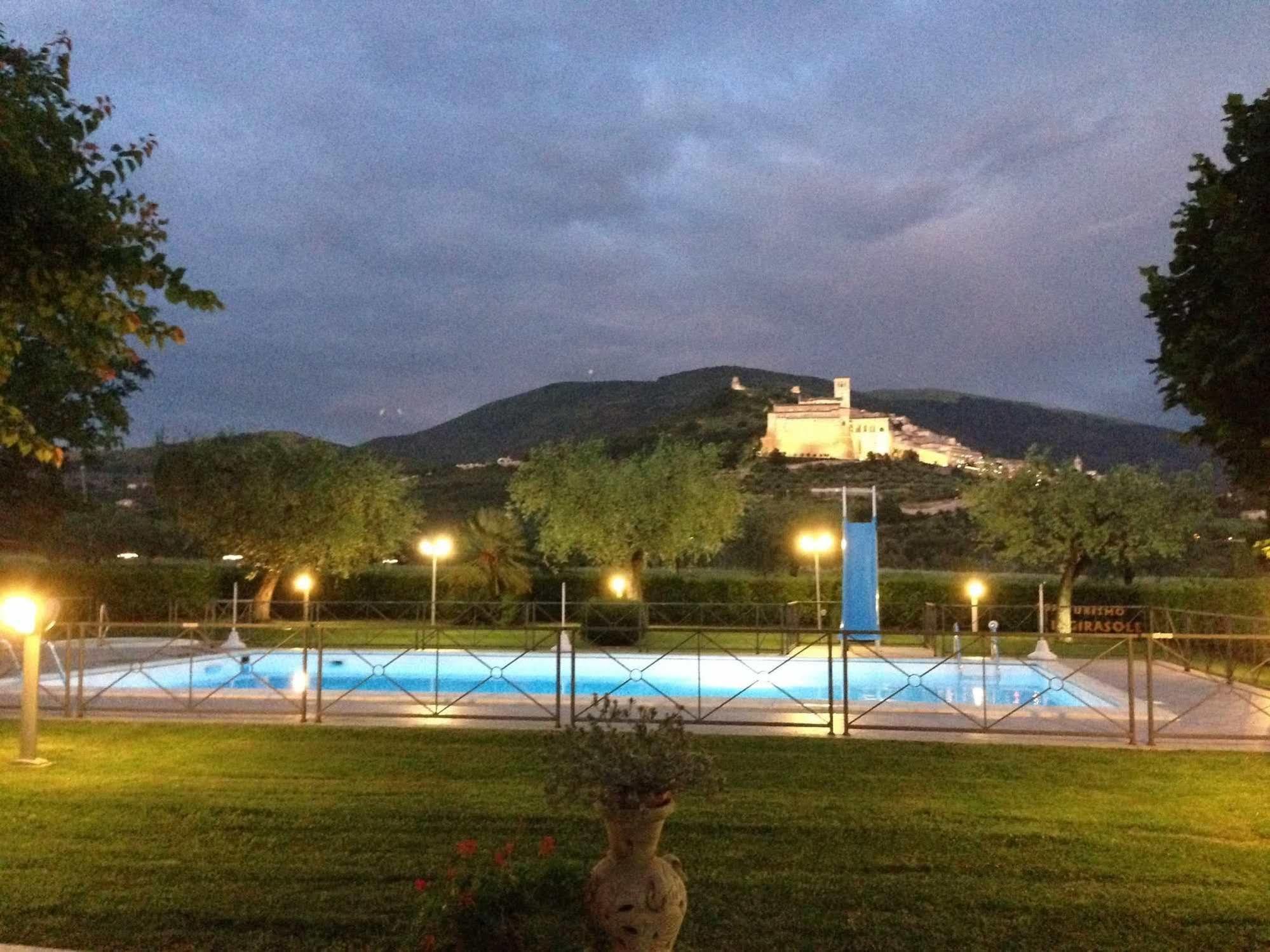 Agriturismo Il Girasole Asyż Zewnętrze zdjęcie