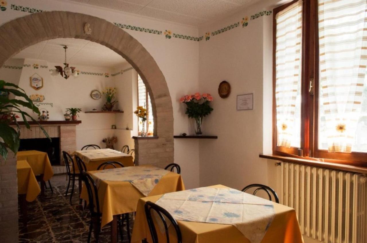 Agriturismo Il Girasole Asyż Zewnętrze zdjęcie